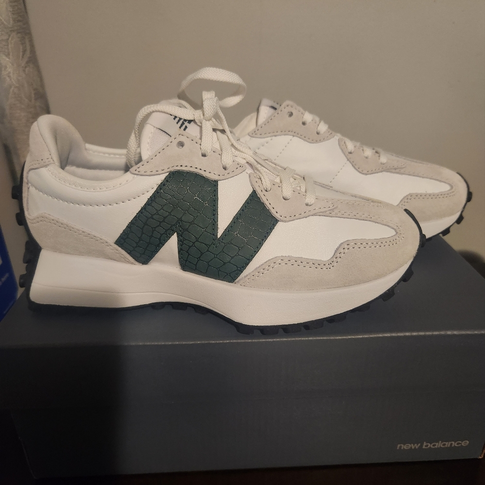 New Balance Sneakers